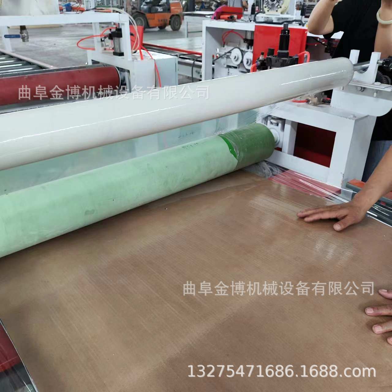 编织布铝箔冷胶平贴机 橱柜门板覆膜机 防水自贴粘铝箔贴纸机