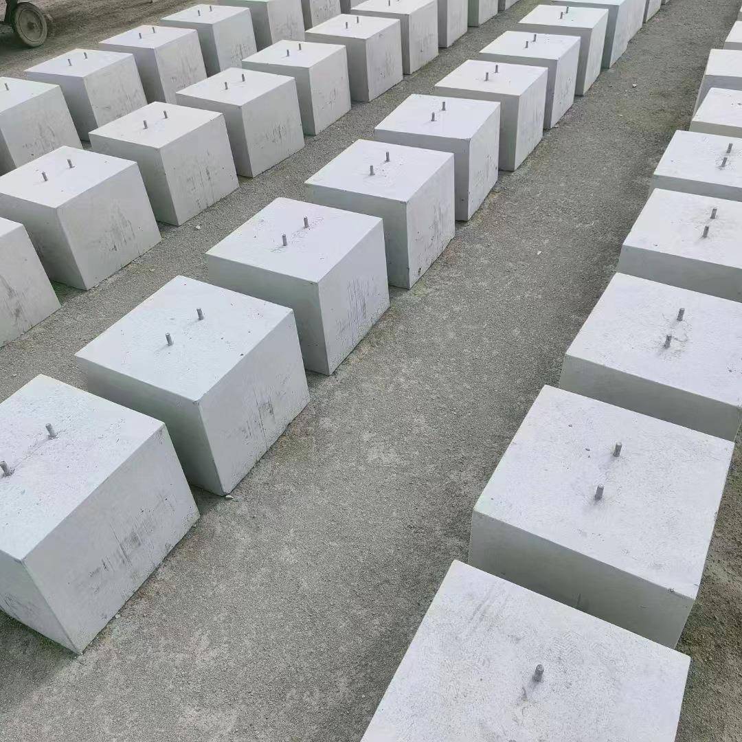 光伏墩水泥墩混凝土配重块光伏发电太阳能板固定支架保定厂家直销
