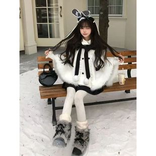雪国来信冬季新款千金风斗篷毛毛边披肩小熊帽子百褶半身裙套装