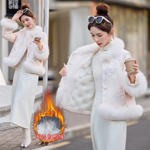 复古风90绒白鸭绒羽绒服女新款2025冬装新中式重工钉珠外套狐狸毛