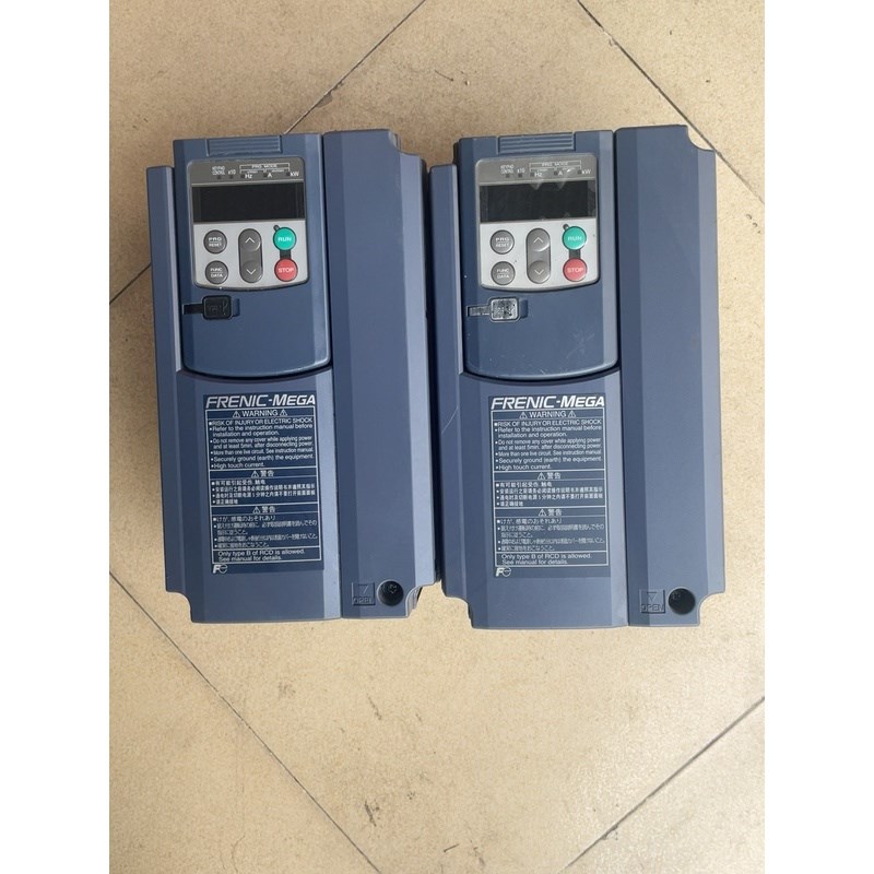 富士变频器FRN2.2G1S-4C 拆机成色好,功能正常