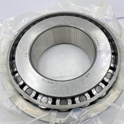 tR26-4卡车轴承RA414T04B圆锥滚子轴承TRA14140轴承尺寸70x135x40