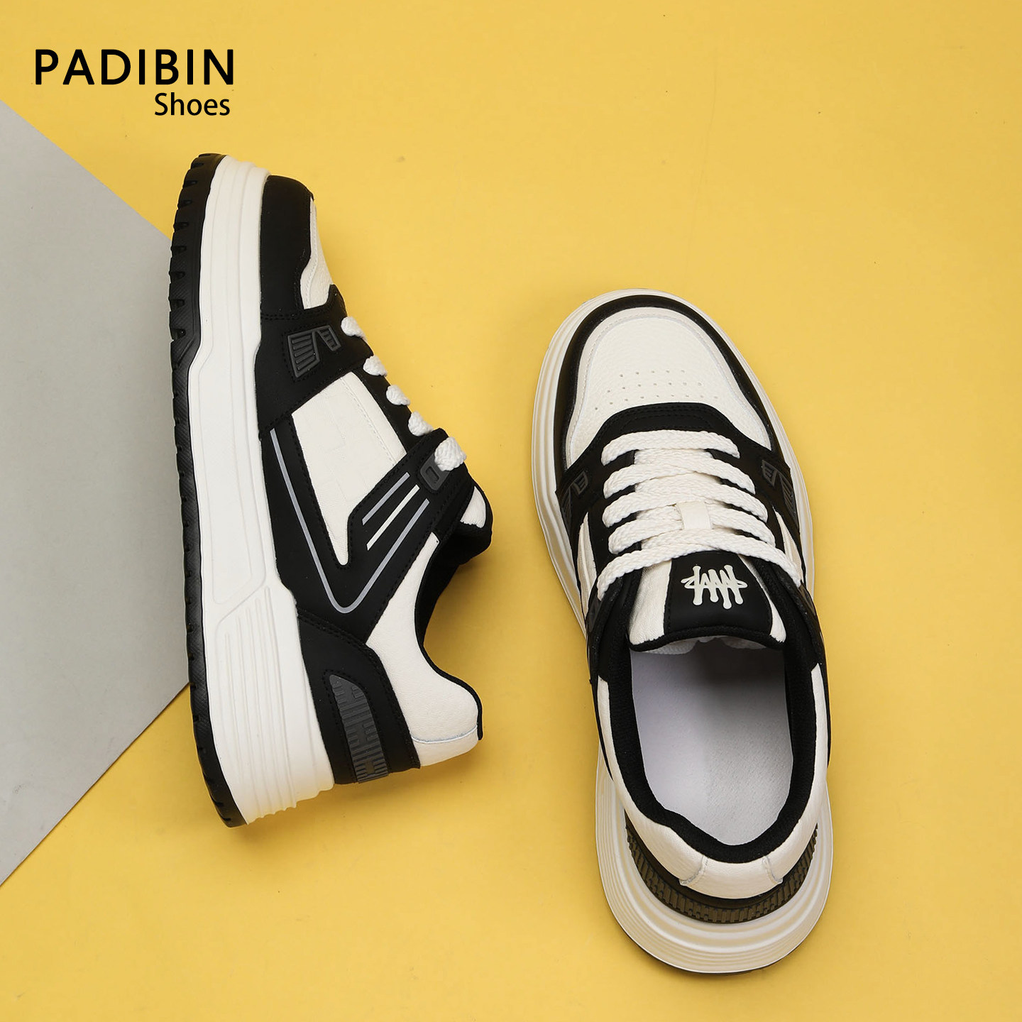 男鞋潮流2026春季新款真皮软底轻便板鞋拼色男百搭透气运动休闲鞋