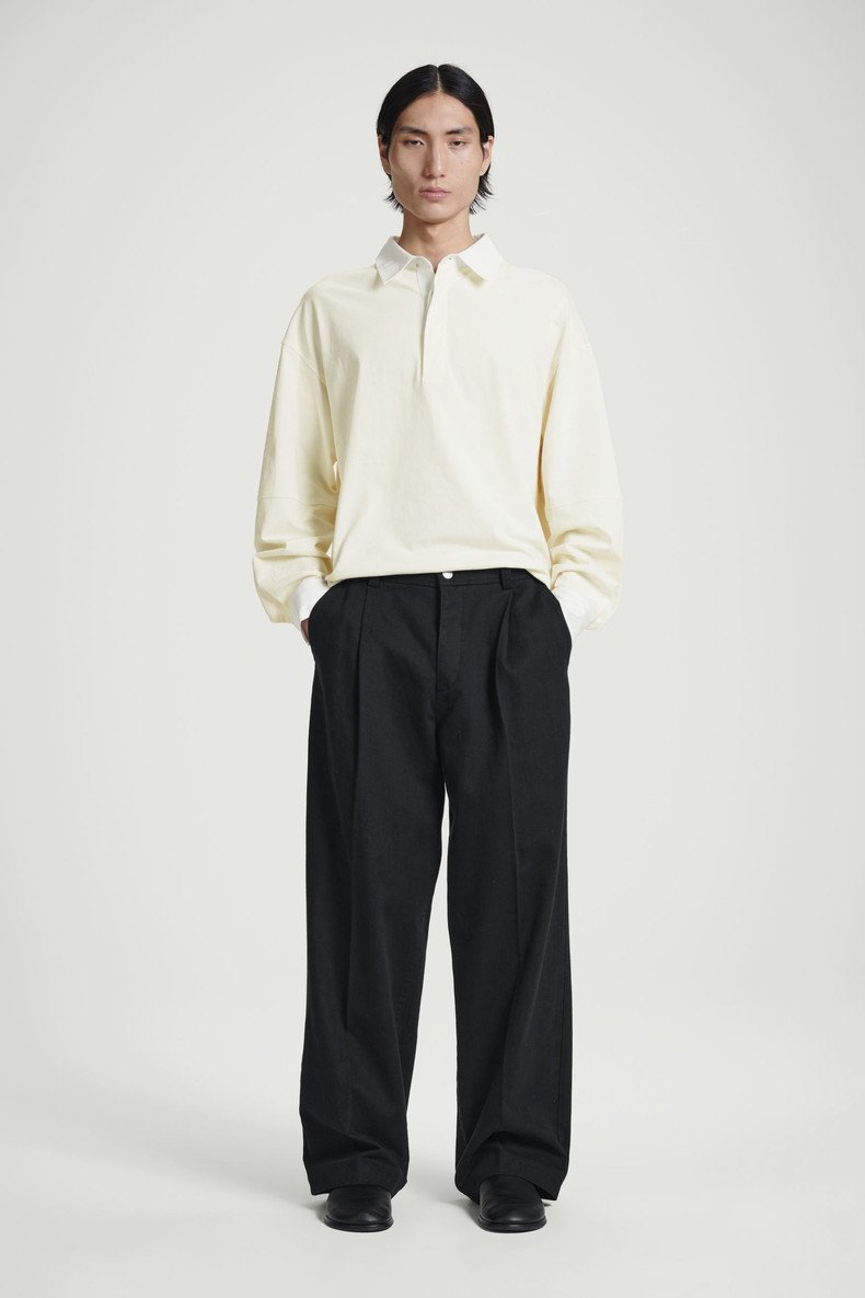 thumbnail for C*S Men's Casual-fit wide-leg pleated denim trousers in black 1235853002