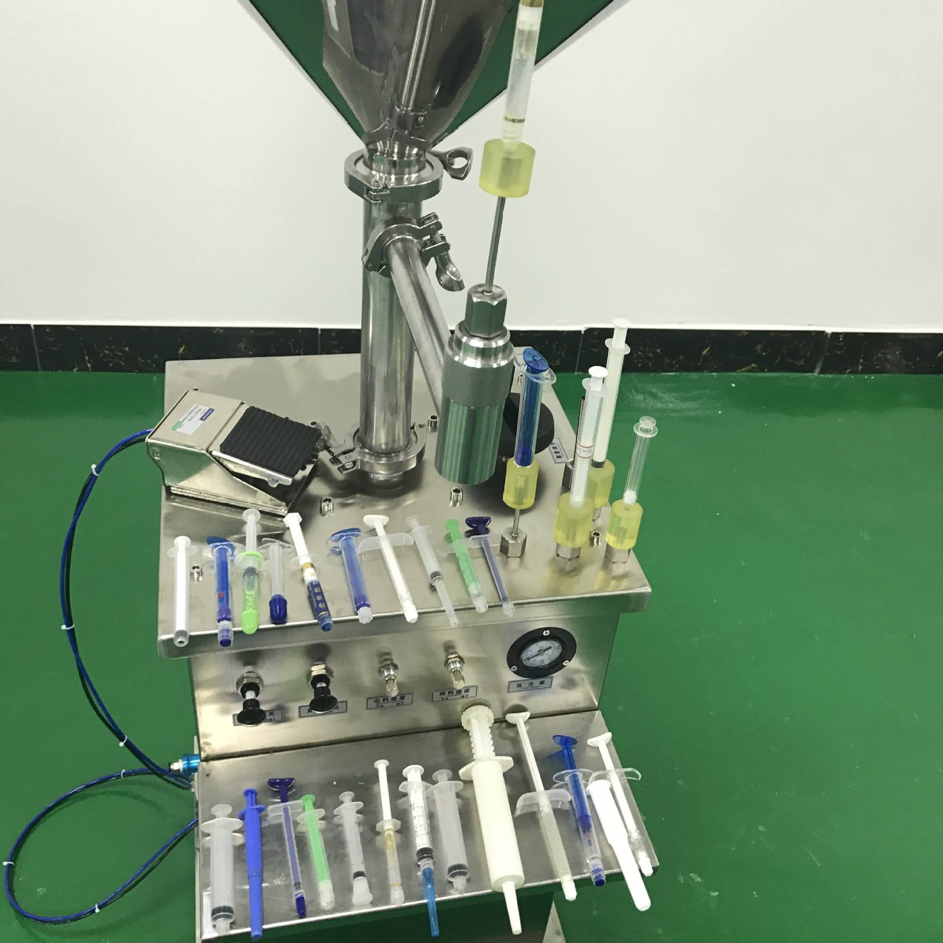 针筒灌装机 针灌装机 注射器凝胶灌装机 加热针灌装机