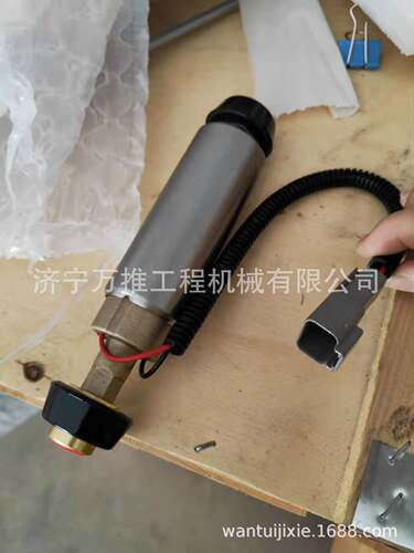 发动机配件S6D140S6D170输油泵6245-71-8110