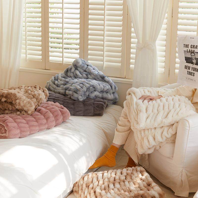 高档仿毛皮绒毯舒适亲肤泡泡兔毛毯冬季沙发毯休闲毯轻奢床尾盖毯,特色手工艺,其他特色工艺品,淘宝优惠券,粉丝福利购,淘宝优惠卷