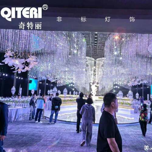 婚道背具庆婚礼堂宴会厅灯光发光景铁艺酒SYY店婚礼装饰吊顶水堂