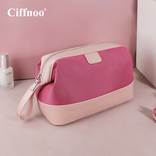 化妆包女便携高级感大容量防u水2021新款 超火旅行洗漱收纳包洗漱