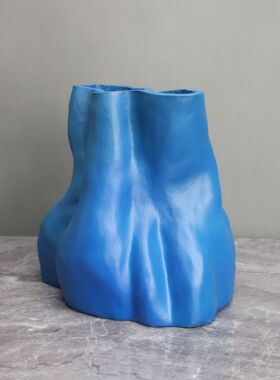 北欧蓝色树脂花器样板房售楼部卧室书房客厅餐厅电视柜花插摆件
