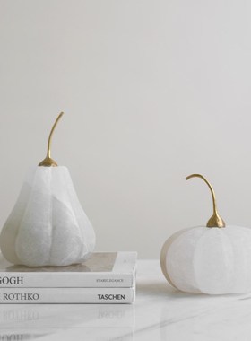 现代轻奢创意云石南瓜摆件高级感抽象艺术客厅办公室书房酒柜摆设