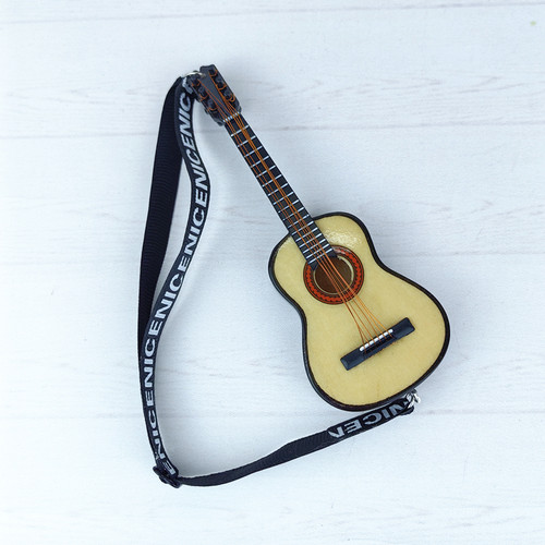 现货娃衣木质吉他20cm棉花娃娃玩偶公仔用配件装饰品拍照道具配件