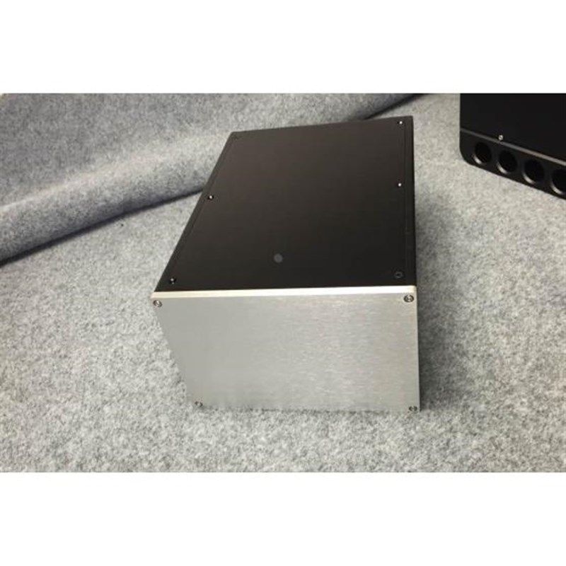 多种用途的全铝合金功放机箱 前级 耳放 电源箱(220X150X300)