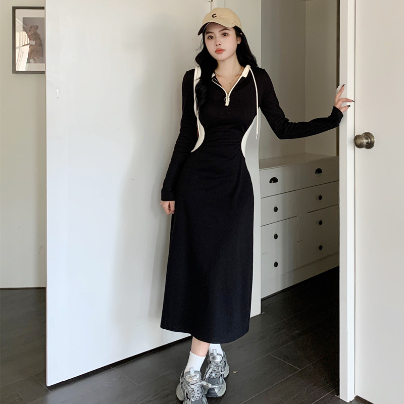赫本风哺乳洋装连帽秋冬收腰显瘦辣妈款外出时尚大尺码长裙哺乳服