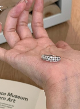 法式复古四芒星蕾丝戒指女冷淡风高级感时尚个性超闪微镶钻食指戒