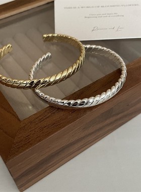 高级感麻花麦穗金属手镯女小众设计复古个性简约气质百搭手饰时尚