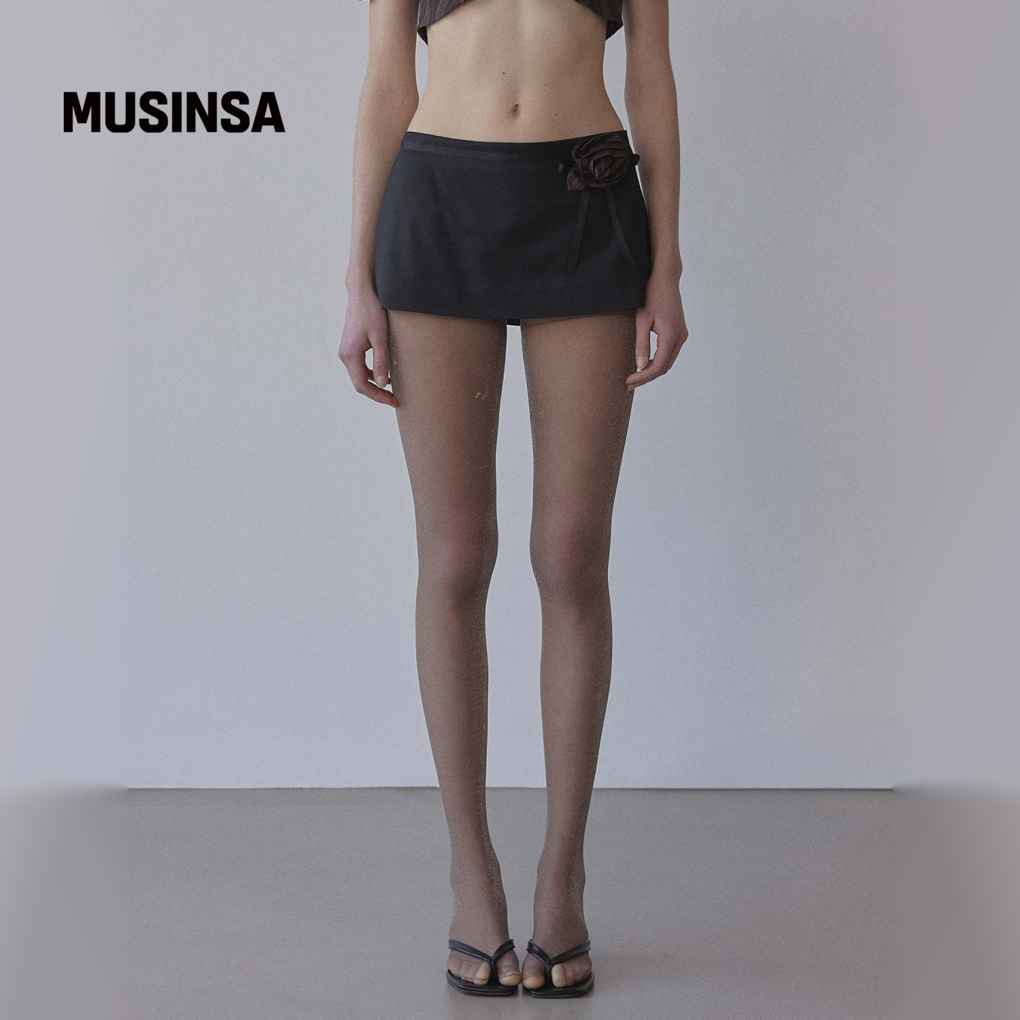 黑色A字短裙女性感包臀裙