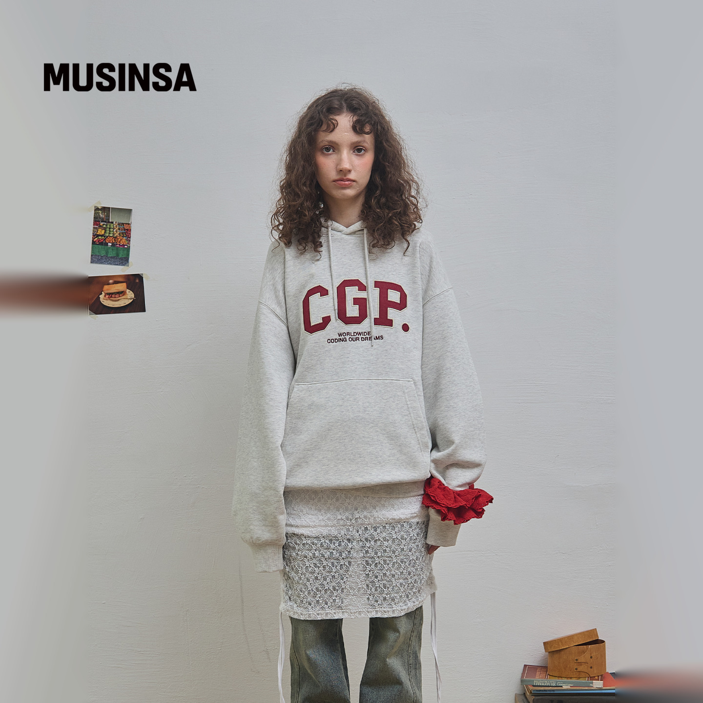 男女同款新款字母印花连帽卫衣