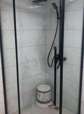 酒店馆黑色形淋浴房隔断卫生间玻璃门干扇湿分离弧弧形宾NLB洗澡