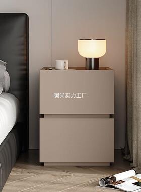 意式极简柜现代简头ONG约叠床放创置物架感意卧室实木床边柜置物