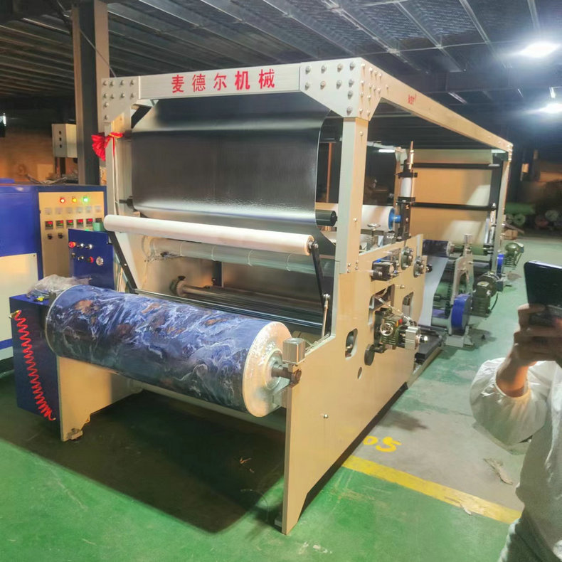 自粘墙贴一体机1250型全自动