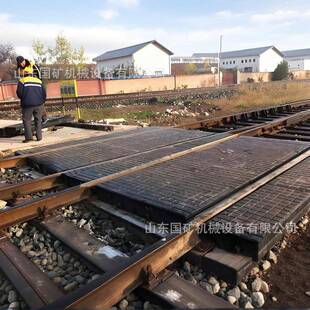 铁路矿用橡胶道口板道橡胶铁路平交口垫片减P60减震尼路龙口速板