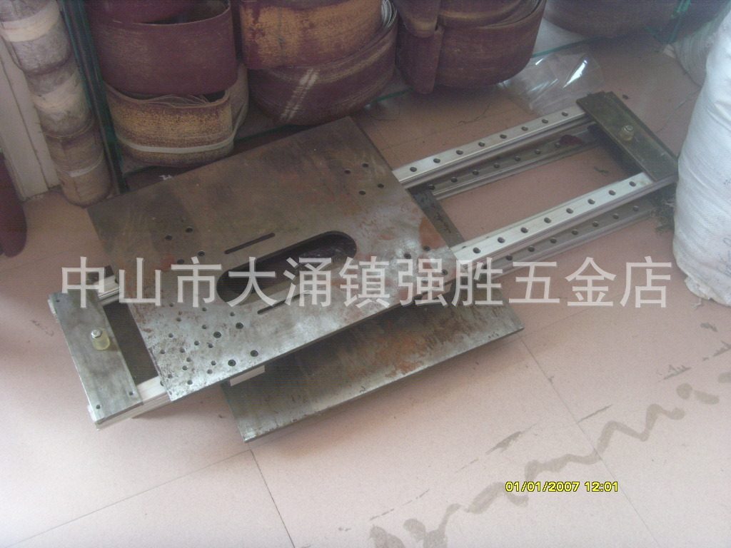 自产自销小型木工机械 高速机木工推板 气压夹子 木工靠山