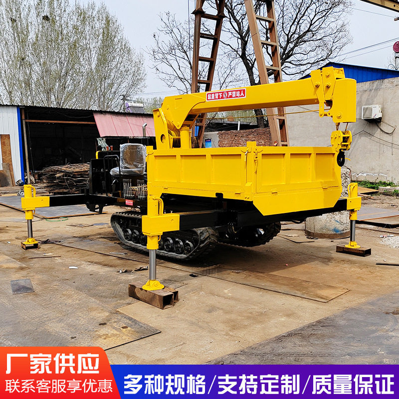 履带随车吊园林移树山地爬坡