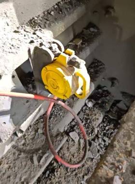 0QWZ桥400炉QWZ6000气动振动器梁隧道台车地铁管片AUJ底振动空压