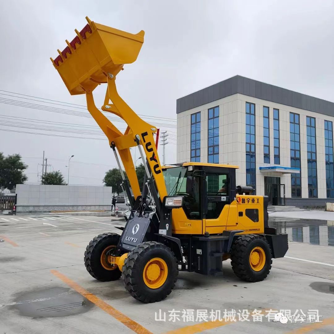 四驱多功能柴油农用装载机
