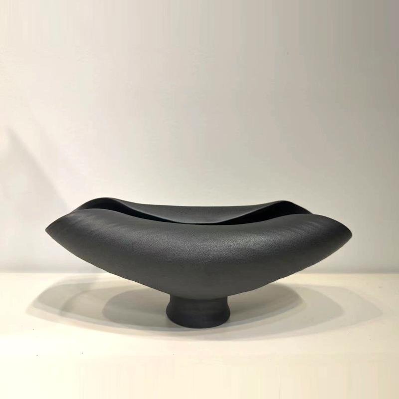 简约代中古瓷带VSY脚花瓶家居陶样板器间售楼处餐桌花创意果现盘