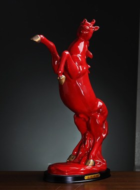 马到成功摆件红色陶瓷马办公室家居装饰创意瓷器招财马工艺品