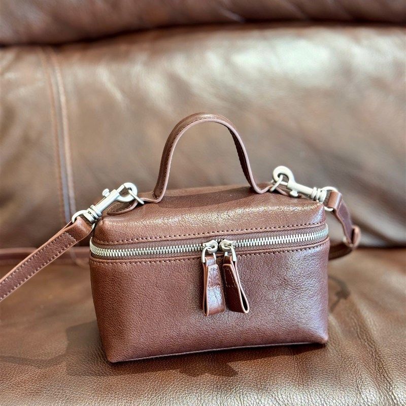 欧货包包女2023新款复古牛皮手拎小方包高级感小众百搭单肩斜挎包,箱包皮具/热销女包/男包,通用款女包,淘宝优惠券,粉丝福利购,淘宝优惠卷