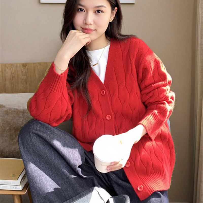 v领麻花羊毛衫毛衣外套女针织开衫短款宽松慵懒秋冬针织粗线加厚