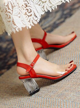 鞋女婚鞋金色银色红色透明粗跟高跟大码扣带凉鞋 48 小码 32  xj