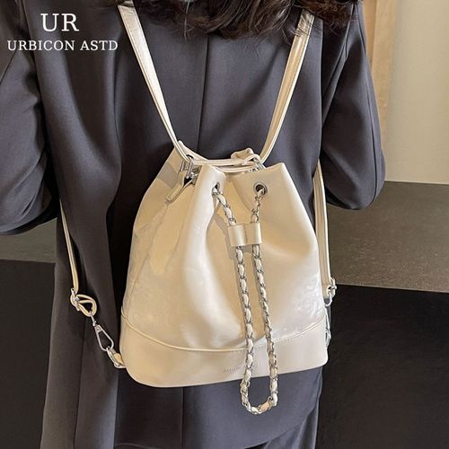 水桶包包女2024新款小众设计链条双肩包高级感时尚斜挎包白色背包