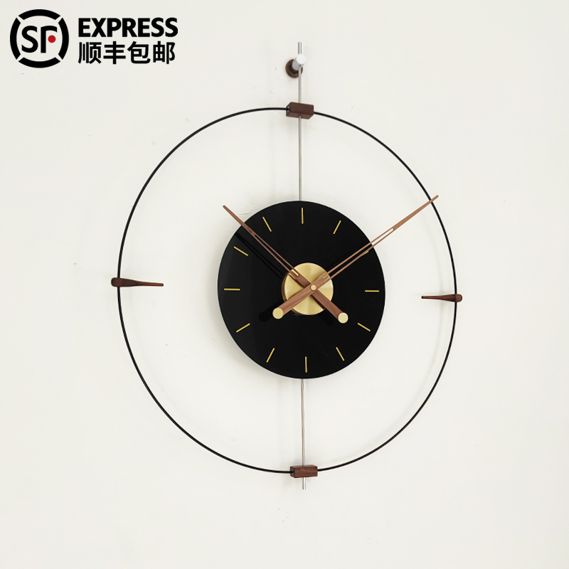 北欧轻奢静音钟表挂钟家用时尚现代简约网红创意石英钟圆形艺术表