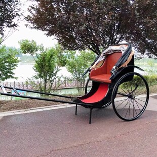 定制人力黄c包车三轮复古老上海黄包车双人婚庆可拉客观光舞台道