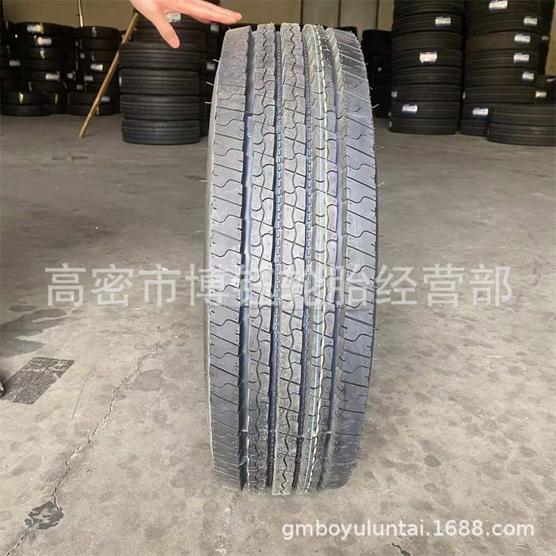 三角215/75R17.5 全钢丝轮胎18层级 宇通客车校车轮胎 TR685花纹