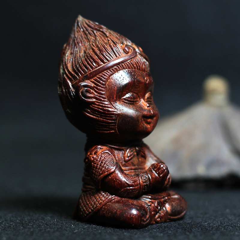 印度小叶紫檀齐天大圣孙悟空木雕工艺品家居手把件摆件把玩件供应