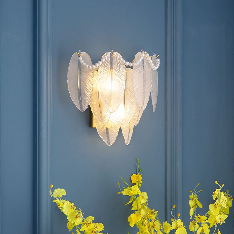 无线充电壁灯轻奢主卧室床头灯客厅背景墙后现代珍珠羽毛电池壁灯