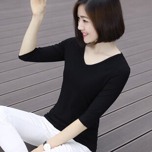 冰丝薄款七分袖上衣V领黑色中袖t恤女款修身夏季鸡心领半袖打底衫