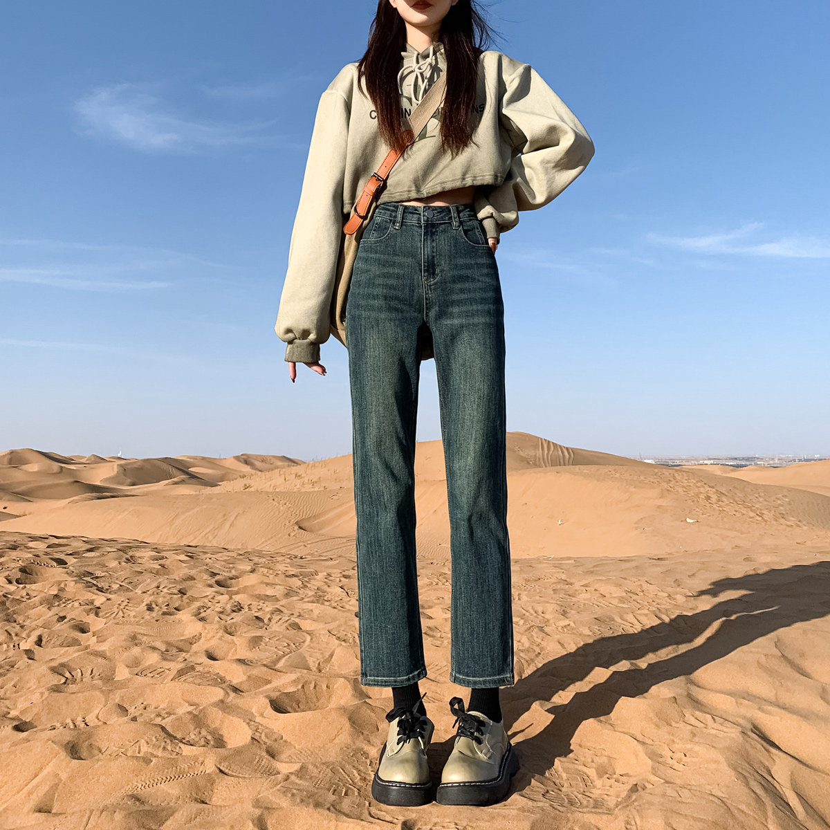 牛仔裤女春夏款今年流行的爆款裤子2024年新款高腰宽松显瘦直筒裤