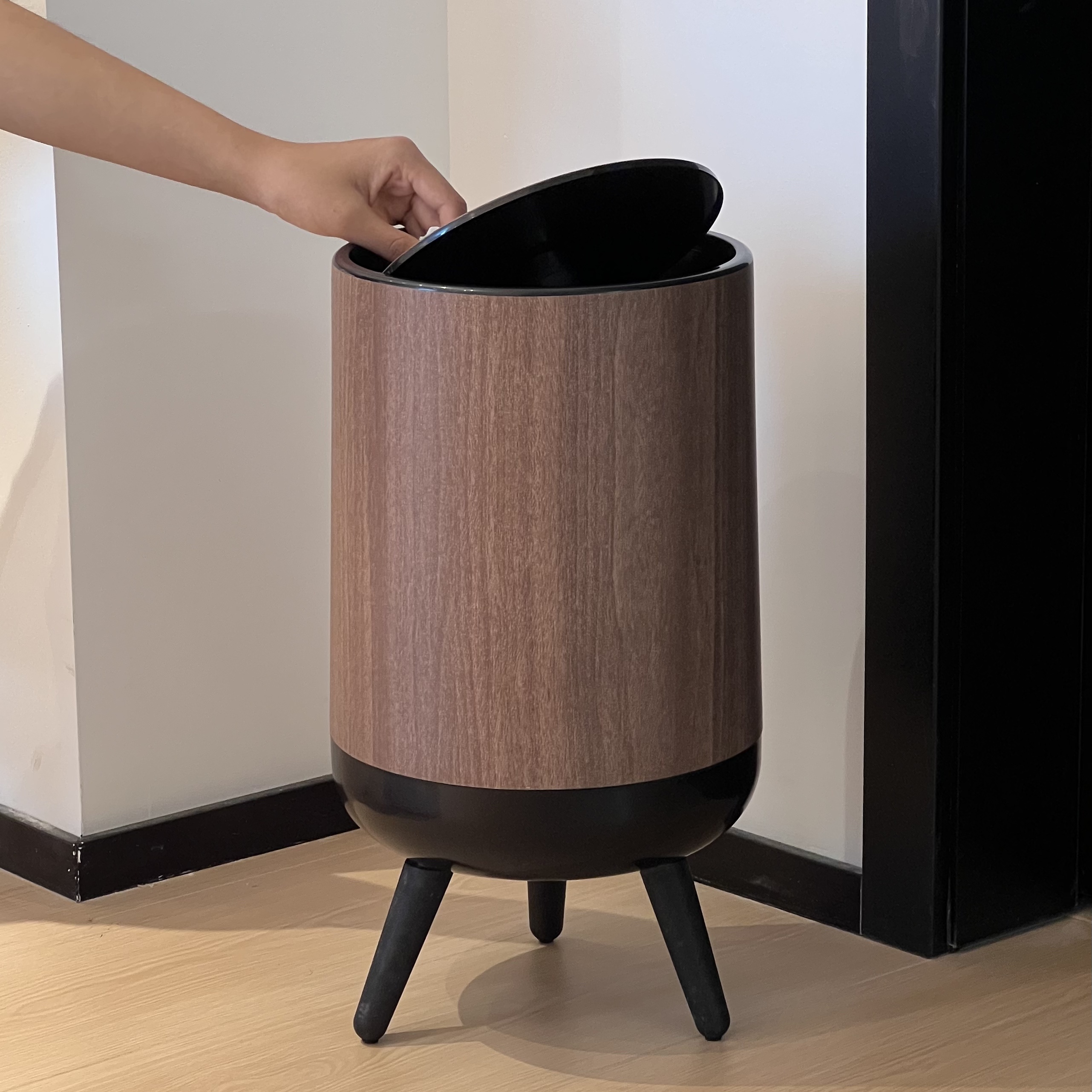 复古木纹垃圾桶家用客厅厨房卫生间带盖大容量高颜值高脚垃圾桶