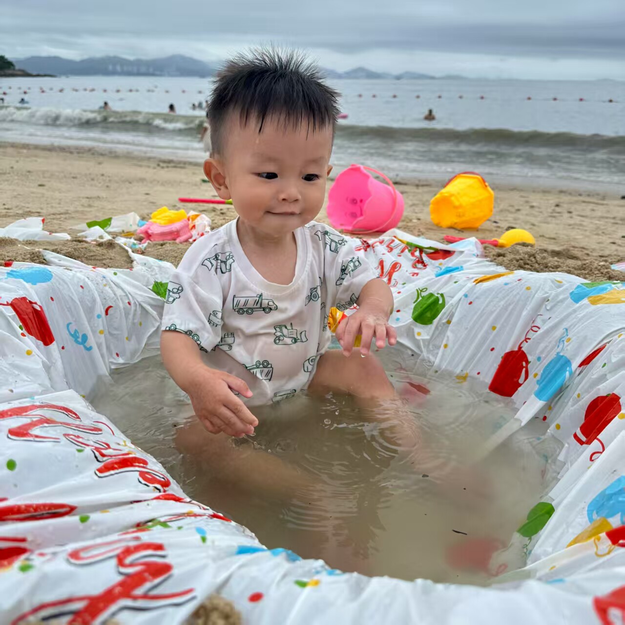 儿童沙滩玩水神器工具一次性塑料布宝宝赶海玩具海边旅游沙滩垫