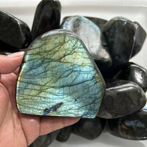 天然拉长石月光石摆件原石打磨矿标家居办公摆件装饰