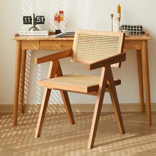 北欧藤编餐椅家用实木靠背椅子侘寂风轻奢咖啡厅休闲复古餐厅凳子