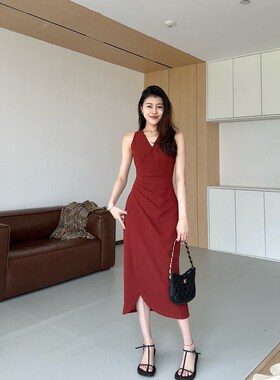 张阿星【迷醉时刻】港风复古V领挂脖高级感红色连衣裙 W424Q02234