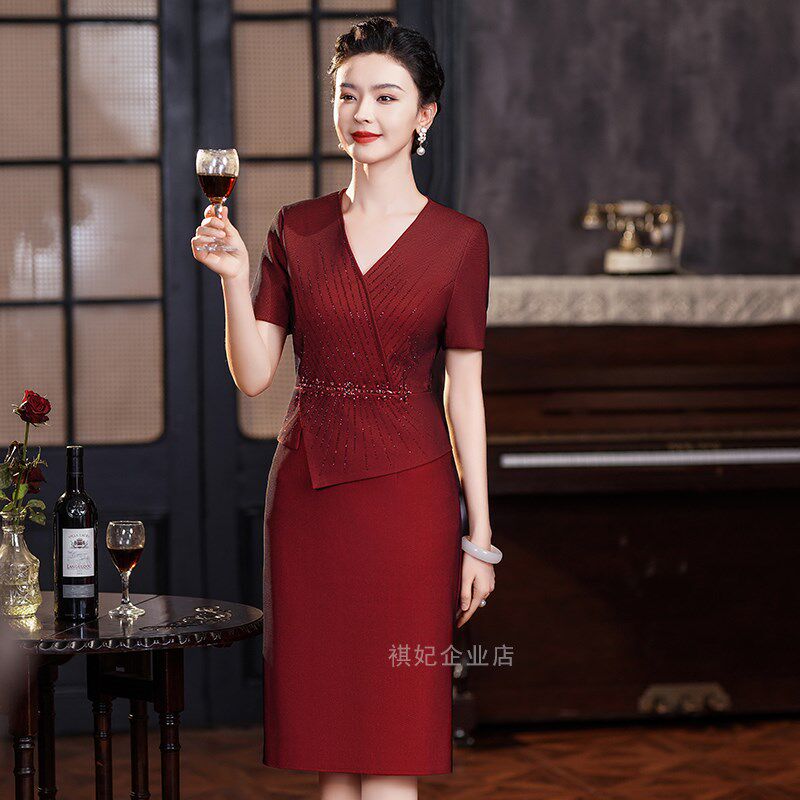 十月喜婆婆婚宴晚装礼服2024新款短袖遮肚假二件旗袍婚礼妈妈喜服
