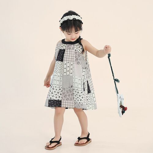 女童连衣裙夏季2025新款儿童韩版撞色碎花挂脖裙子中小童A字裙